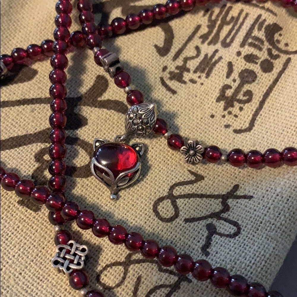 Beaded necklace